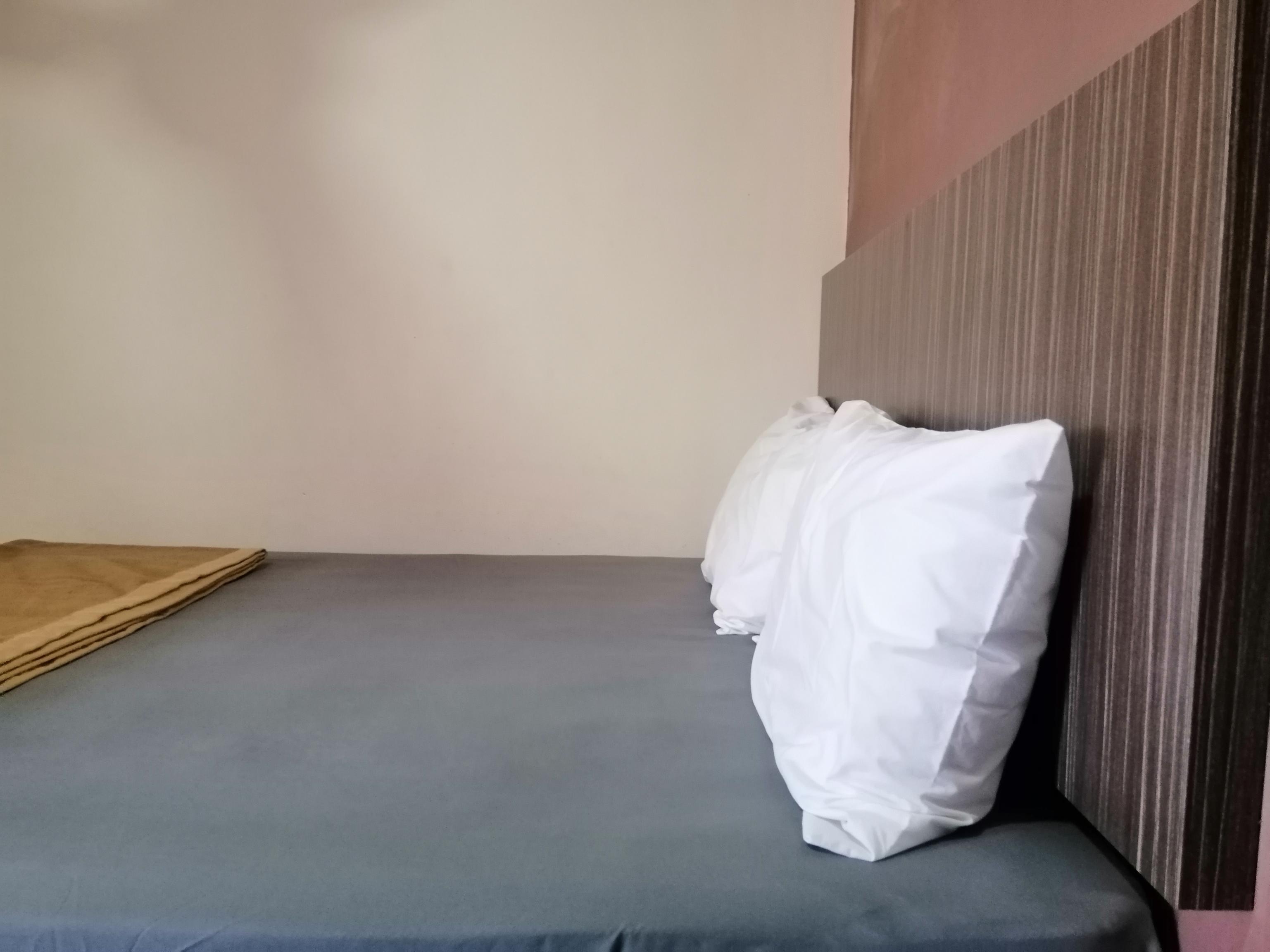 جوهر بهرو Oyo 89985 Js Hotel المظهر الخارجي الصورة