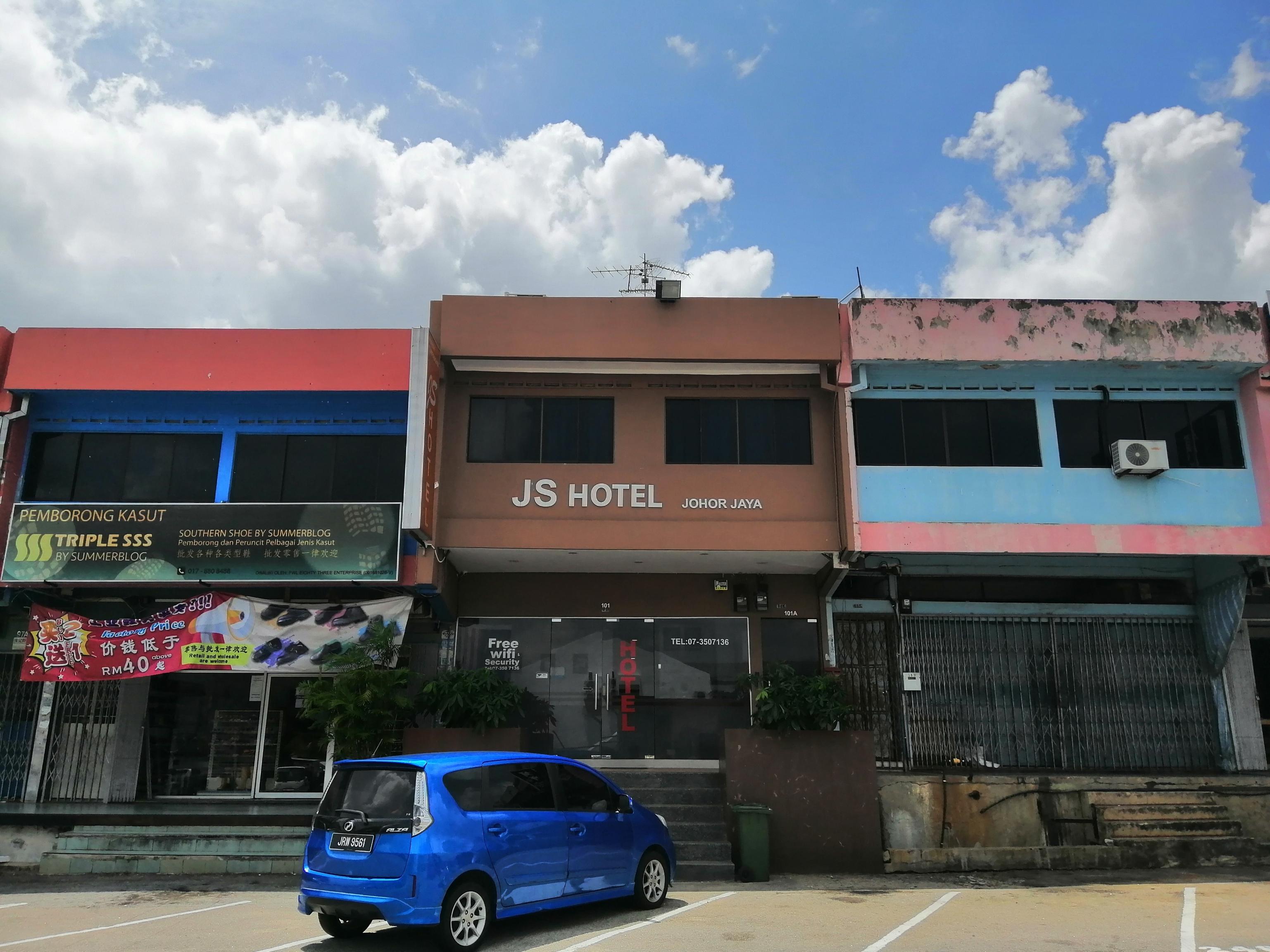 جوهر بهرو Oyo 89985 Js Hotel المظهر الخارجي الصورة